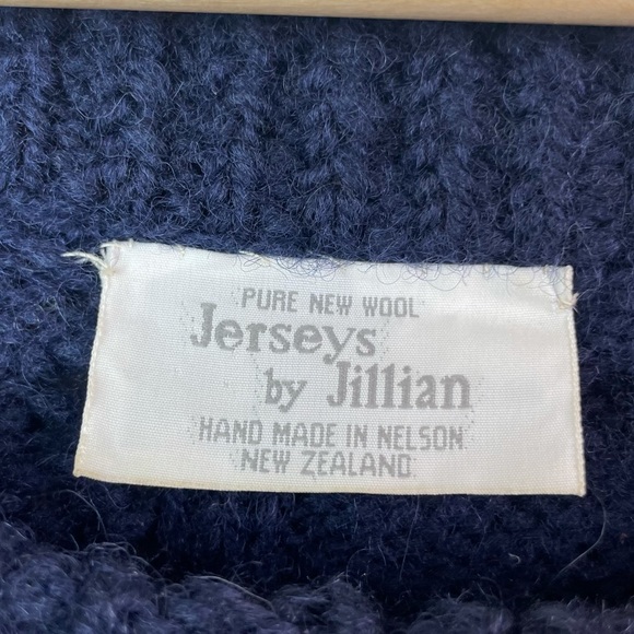 Pure New Wool Thick Chunky Cable Knit Navy Blue Fisherman’s Pullover Sweater - Picture 9 of 16